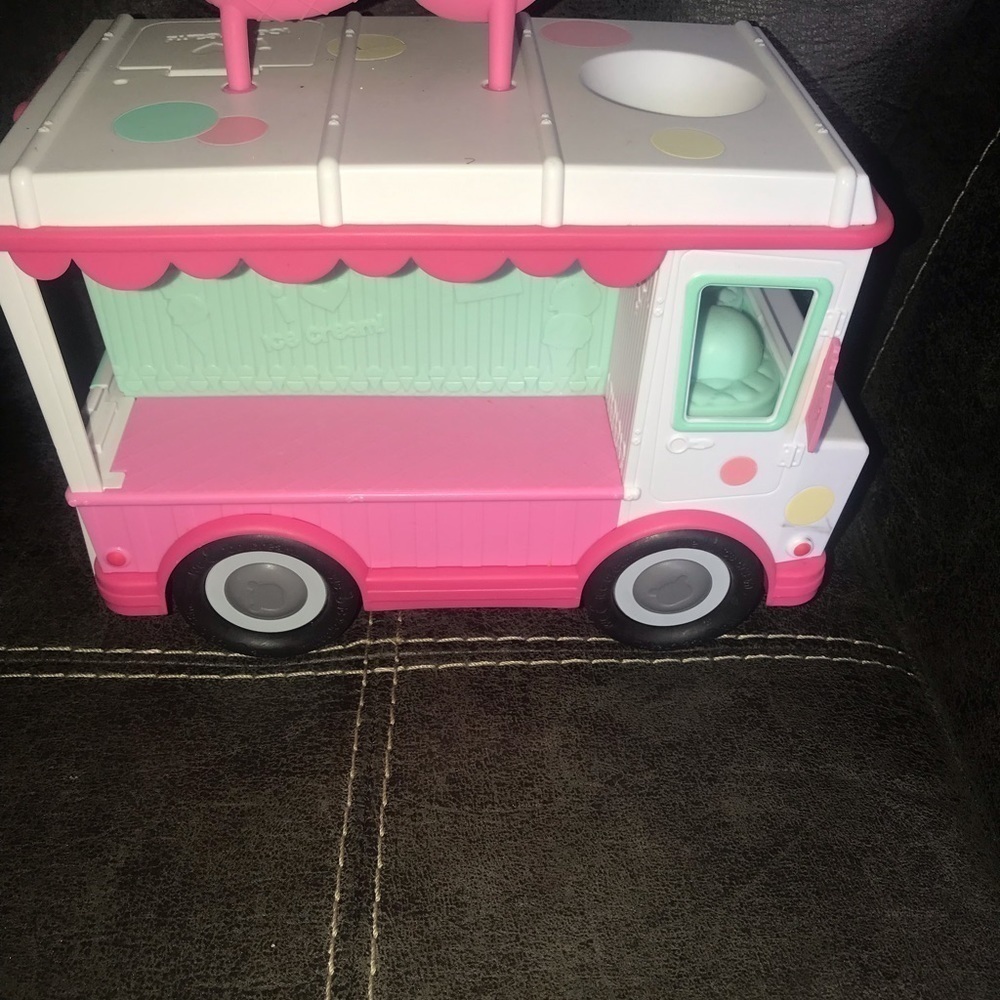 Car toy